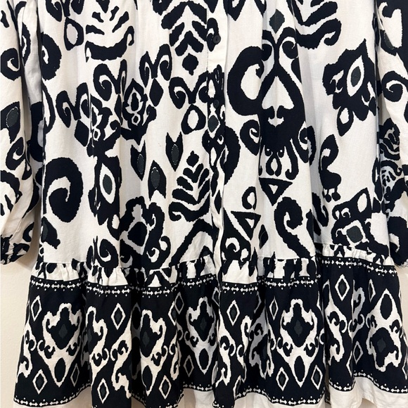 Zara Black and White Patterned Ruffle Dress with 3/4 Sleeves - Picture 4 of 5